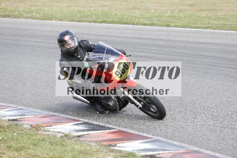 /Archiv-2025/04 13.04.2025 Get Faster Caremotion ADR/Gruppe gruen/966